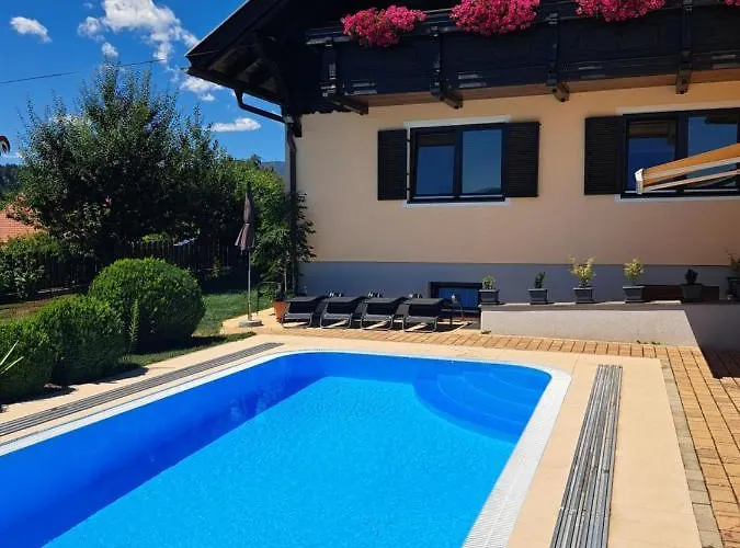 Gaestehaus Maurer/bader בית הארחה 4*